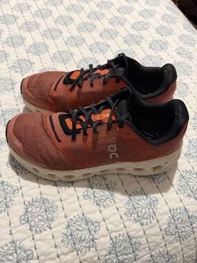 Cloudgo On Cloud Orange Running shoes women’s W10.5
